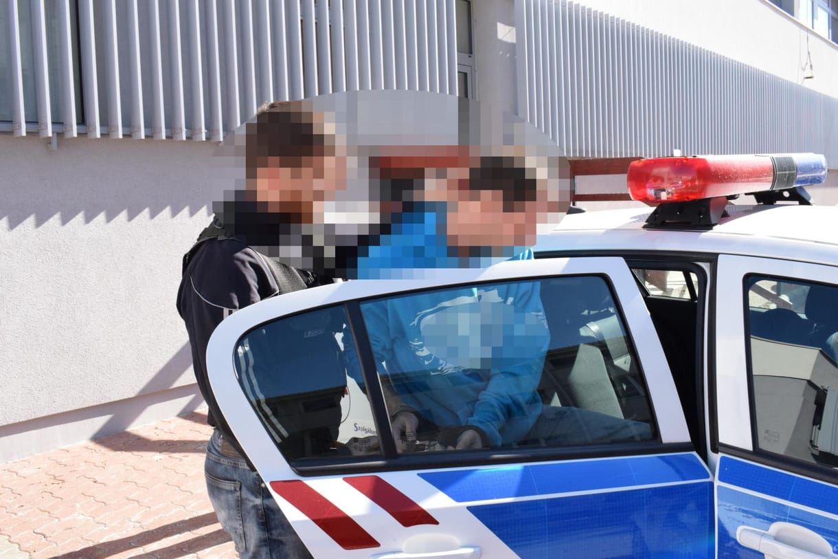Életfogytig tartó fegyházbüntetést kapott a várpalotai kettős gyilkossággal vádolt férfi