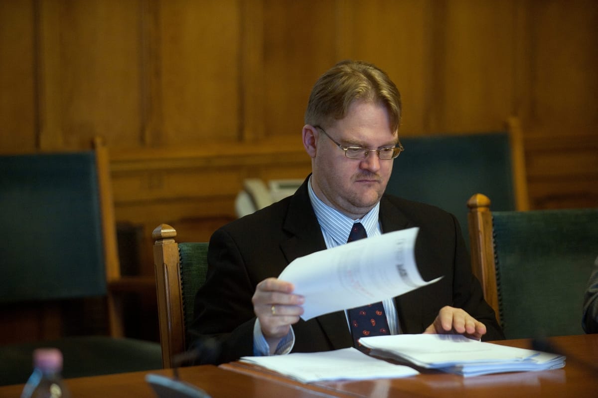 Ha van fegyvere, lelőheti – Répássy Róbert az új Btk.-ról