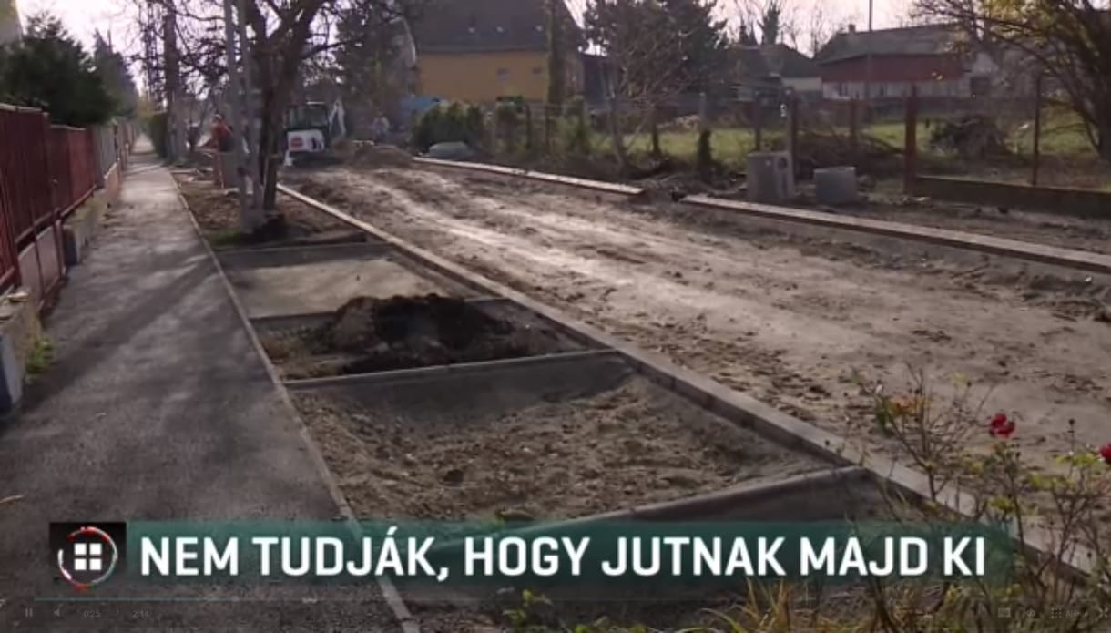 Csak az utca egyik felét csinálják meg Csepel határában, háborognak a lakók