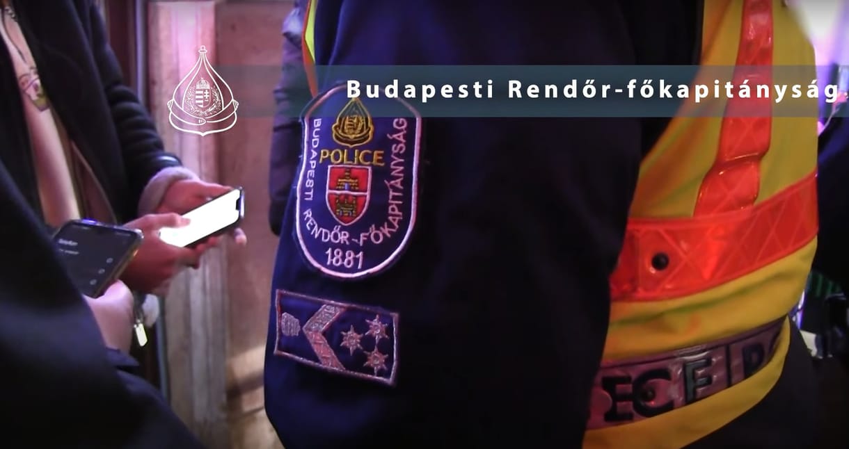 A belvárosban razziáztak a hatóságok, 2,2 millióra bírságoltak egy limuzinost 