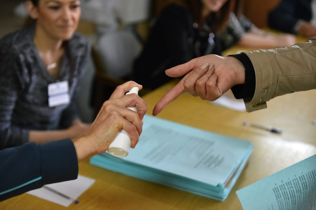 Nem rengette meg a Fideszt, hogy tüntettek a kormány ellen - felmérések