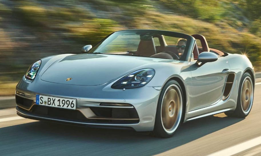 Kikopnak a kínálatból a benzines Porschék