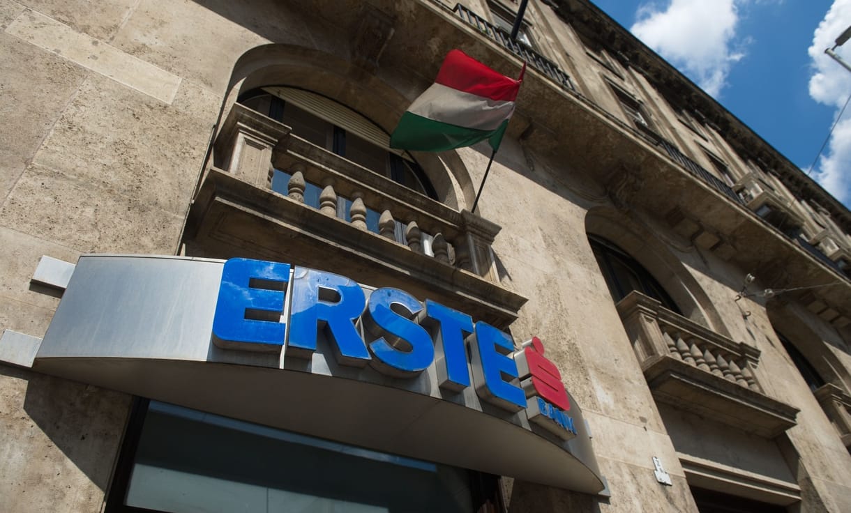 79 millióra büntette az MNB az Erstét