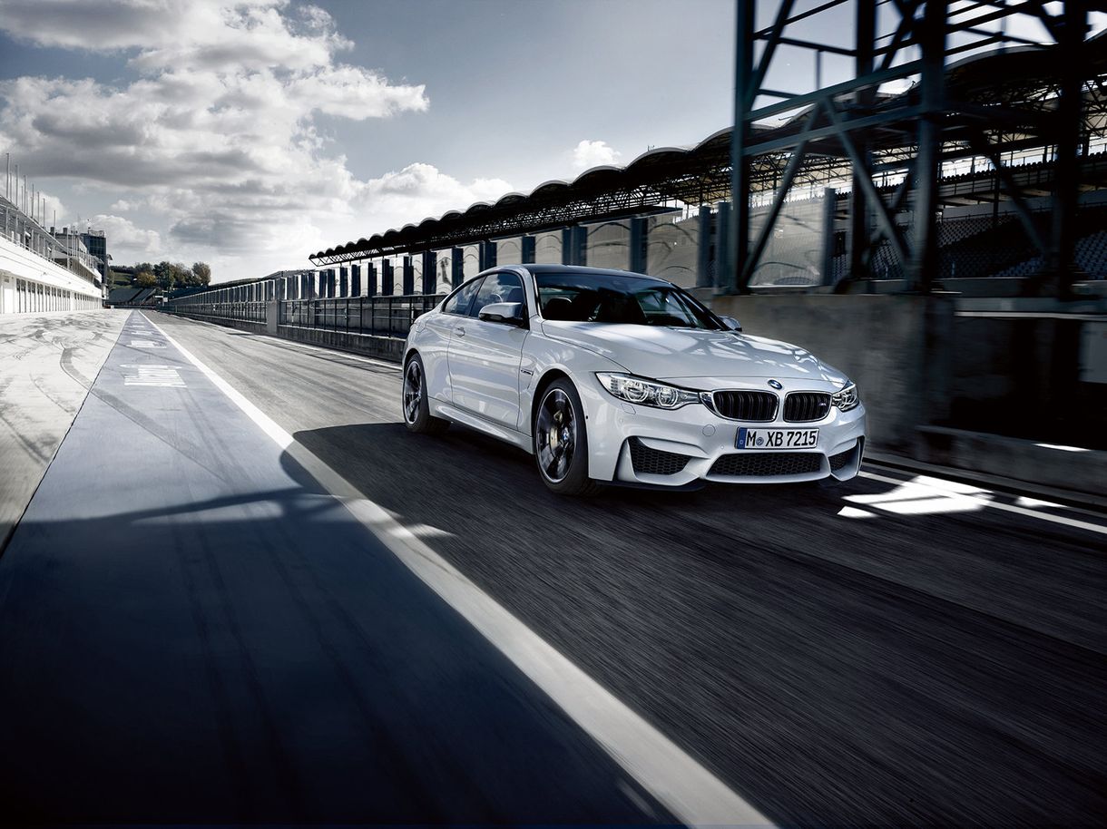 A Hungaroringen fotózták az új BMW M4 Coupét