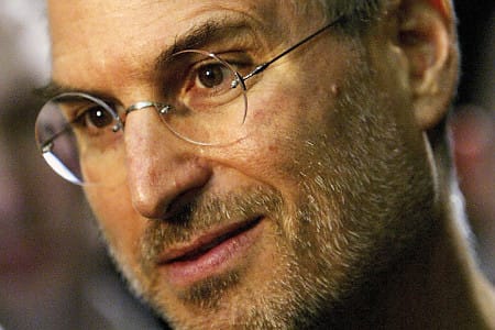 Repülő csészealj lesz az Apple új székháza