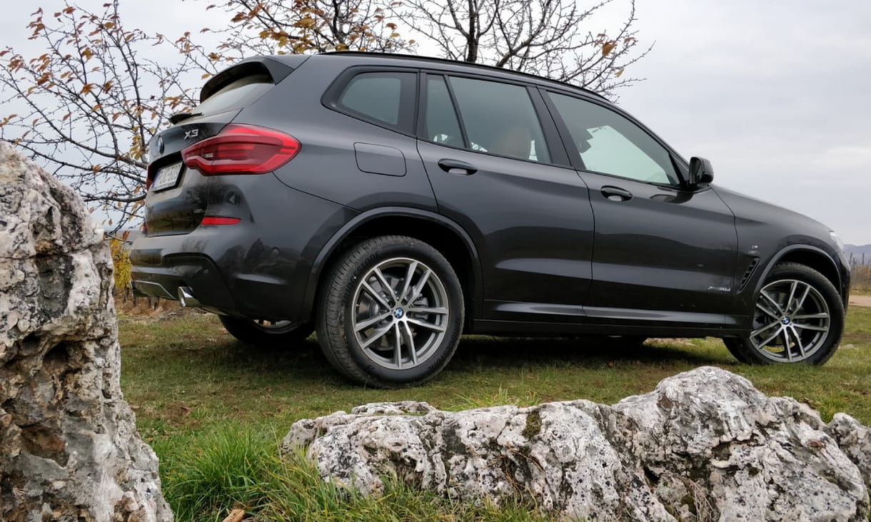 Újabb zöld rendszámos divatterepjáró, jön a hibrid BMW X3