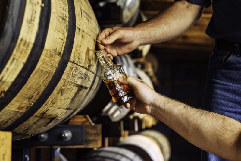 Ahol jó sört és ütős pálinkát főznek, ott miért ne lehetne whiskyt is csinálni?