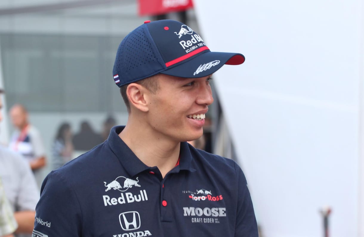 Alexander Albon visszatér a Forma–1-be