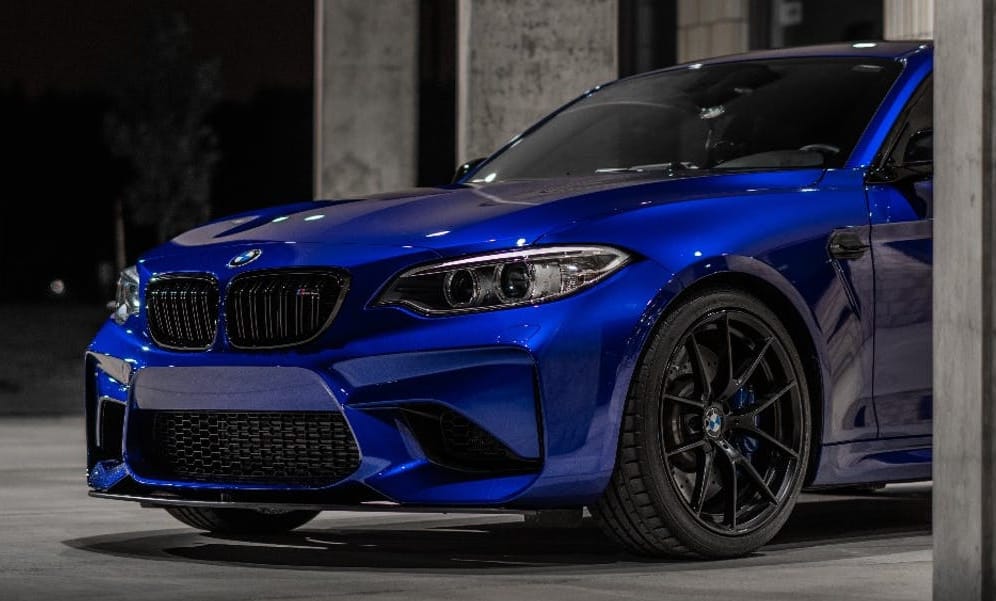 7 millió forint csak a fényezése ennek a kis BMW-nek