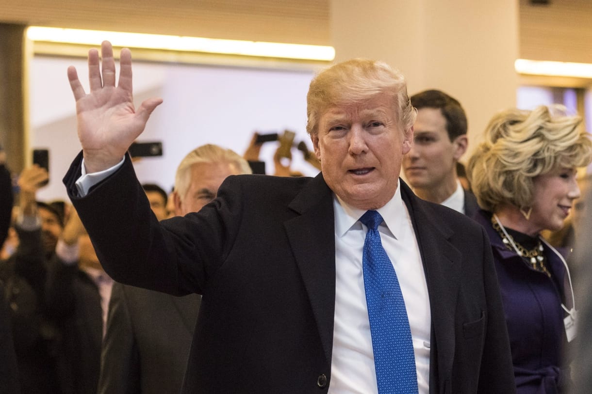Trump az utolsó pillanatban megkönyörült Európán és hat másik országon