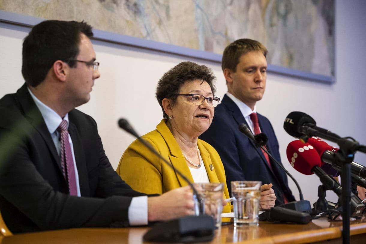 Koronavírus: gyanús az, aki 38 fokos lázzal küzd, és fertőzött területen volt