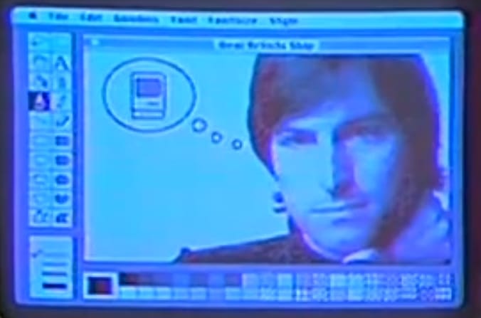 Az elveszett videó: a fiatal Steve Jobs bemutatja az első Macintosht