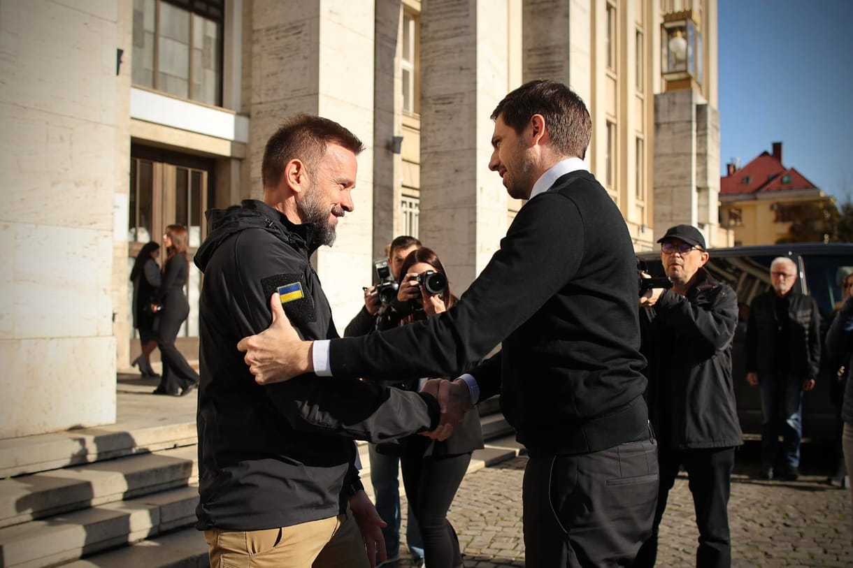 A kárpátaljai magyar egységet ért támadás után Ukrajnába utazott Magyar Levente és közölte, hogy a „magyar nép az ukránok mellett áll