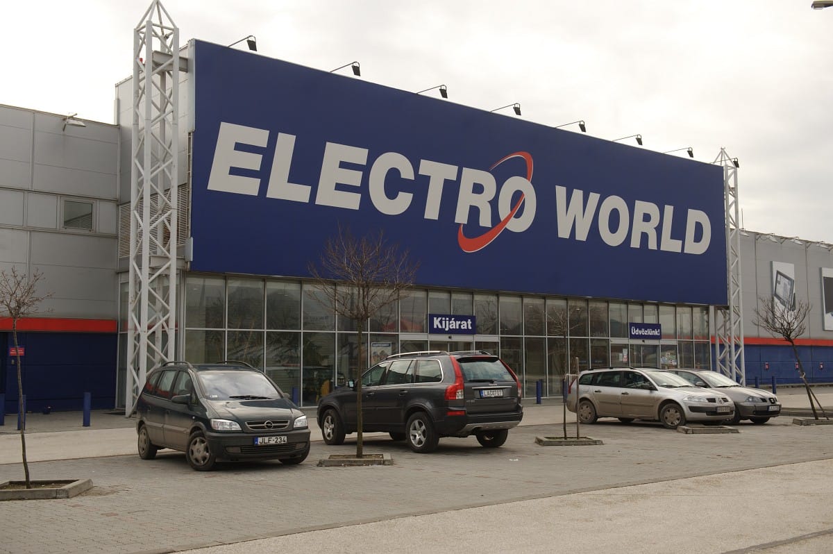 VG: újratölt az Electro World tulajdonosa, jön a Digidog