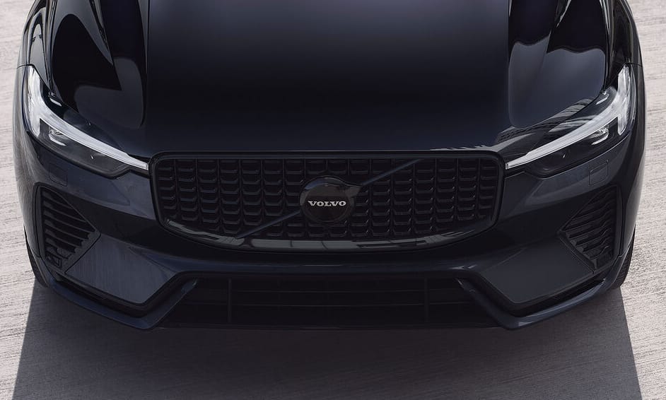 Sosem volt még annyira fekete egy Volvo, mint a legújabb XC60