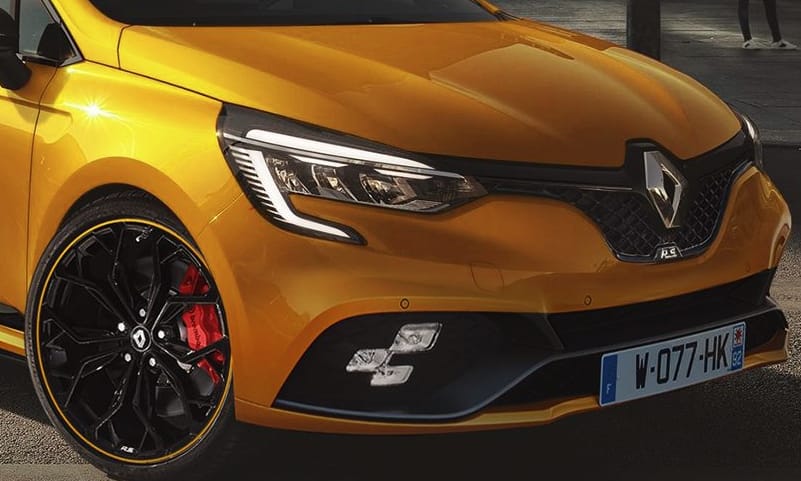 Íme a magyar kéz által megrajzolt vadonatúj Renault Clio RS