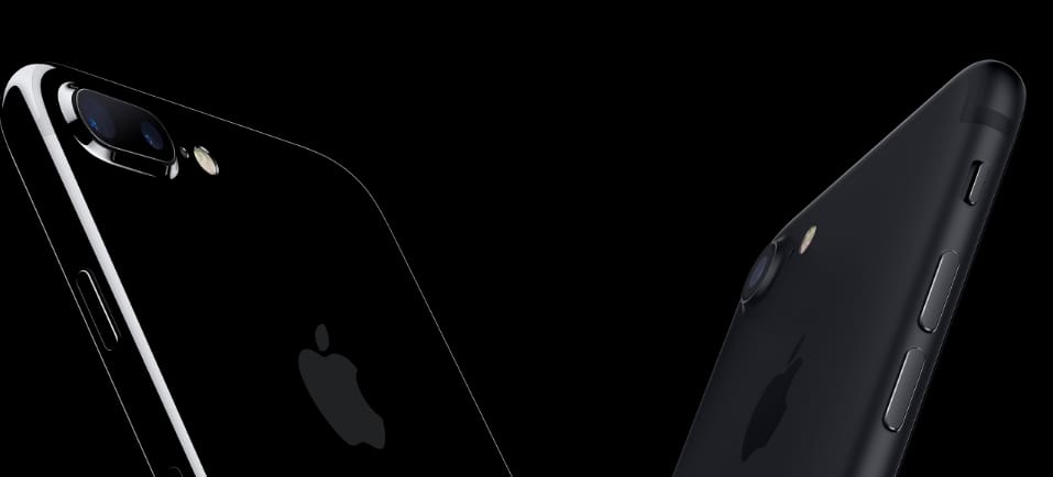 Bár az Apple hallgat, azt már tudni, hogy előrendelési rekordokat dönt az iPhone 7