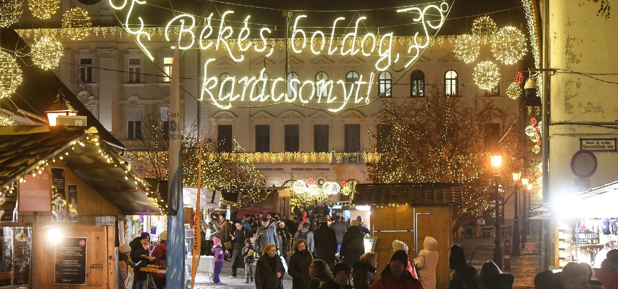 A legkedvesebb élménytől a fogyasztói pokolig – körbenéztünk az adventi vásárokban