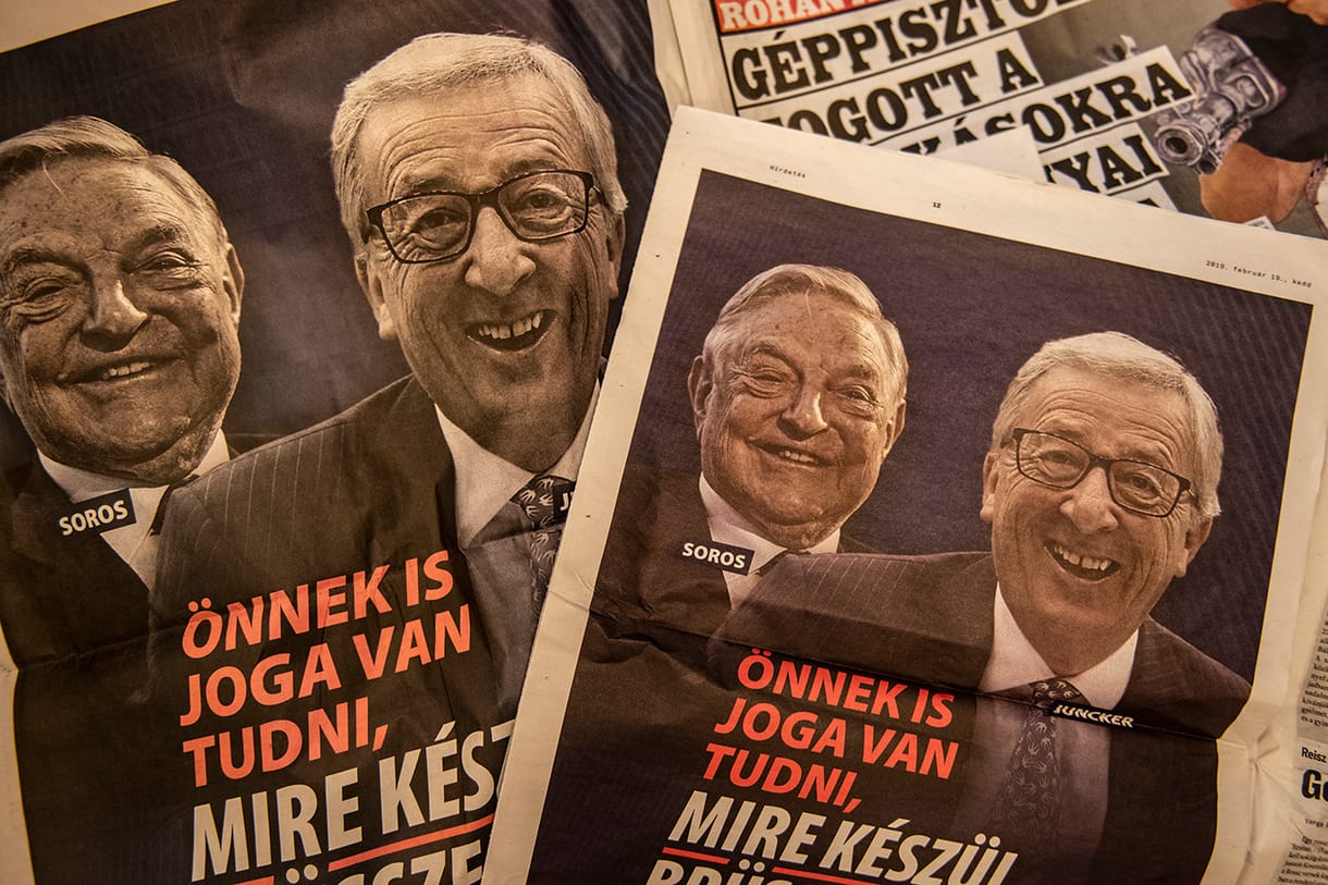 Az osztrák kancellár szerint elfogadhatatlan a Junckert támadó magyar plakátkampány