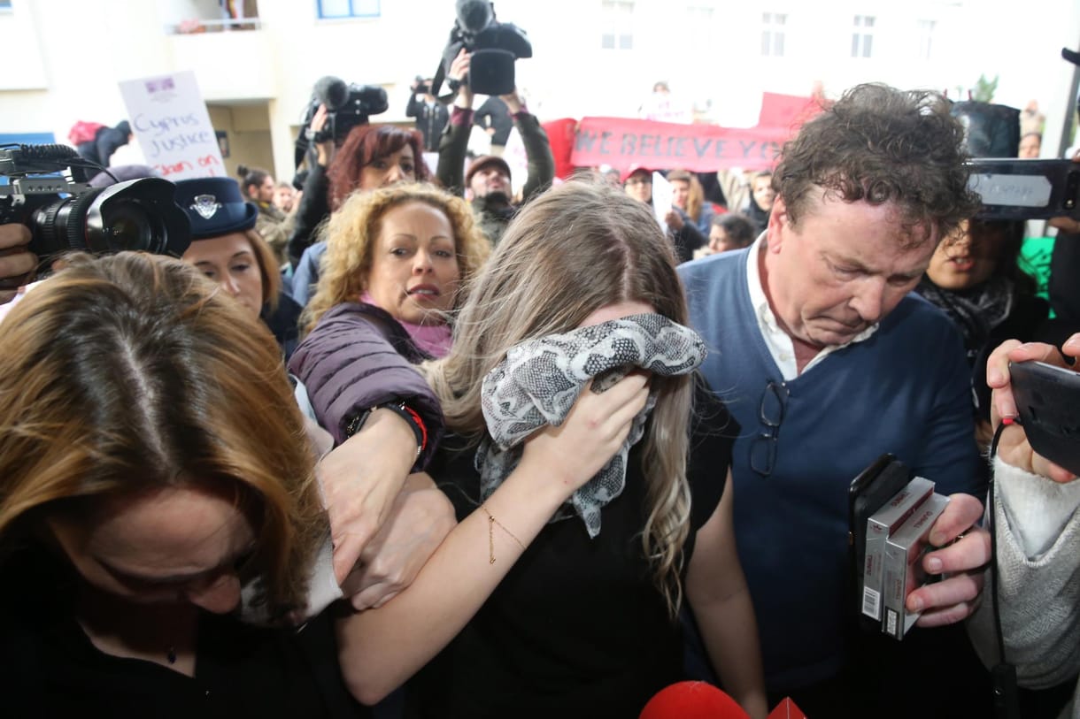 Elítélték a tinédzsert, aki azt állította, hogy tizenketten megerőszakolták
