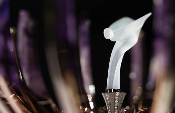 A Rolls-Royce-nál tényleg elgurult valami: Fabergé tojásba bújt az emblémájuk