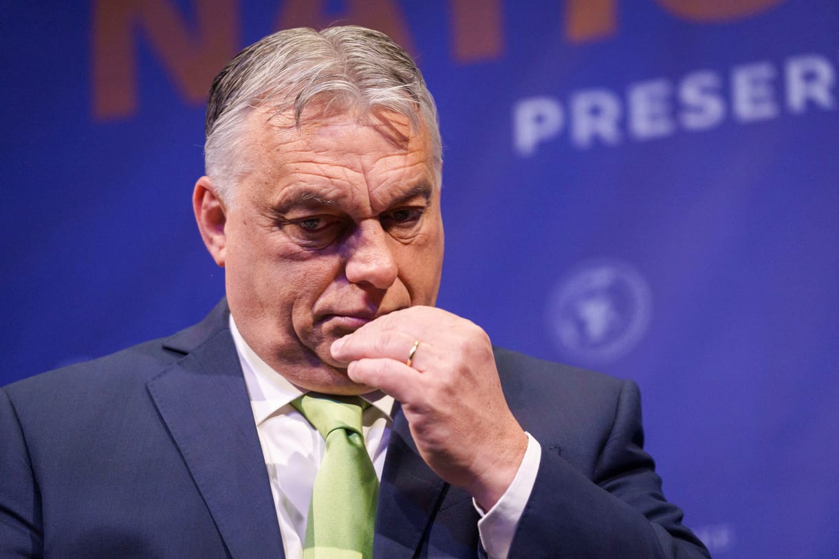 Spiegel: Orbán zaklatja a külföldi cégeket – Magyarország azonnali megbírságolását követelik EP-képviselők