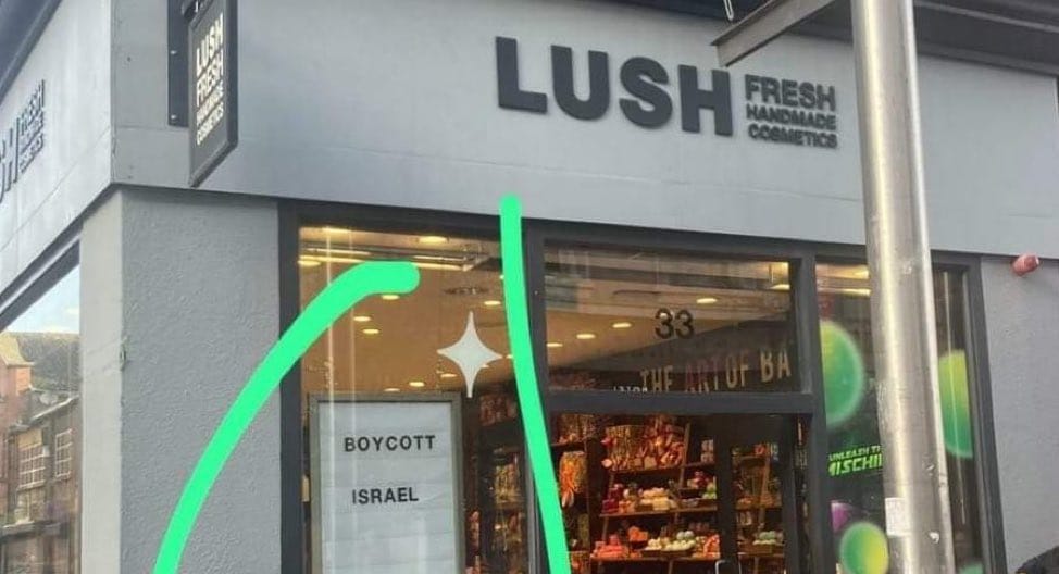A Lush egyik üzlete alaposan belekeveredett az izraeli-palesztin háborúba