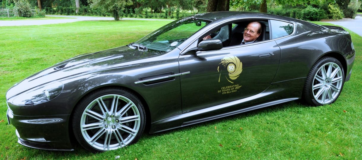 Viszontlátta legendás járgányait az egykori James Bond