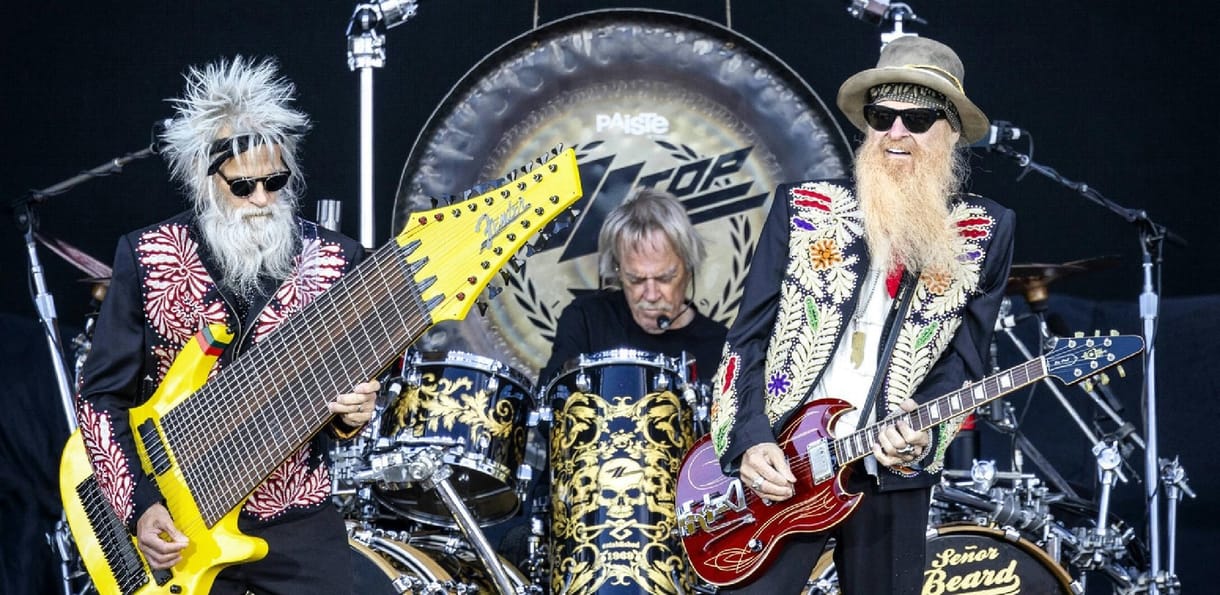 A ZZ Top öreg mint az országút, de még mindig nem lehet őket letolni a pályáról