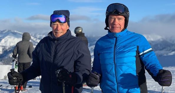 Létezik menőbb Arnold Schwarzenegger és Clint Eastwood síelős fotójánál?