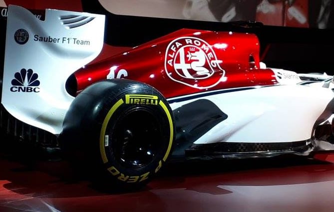 Máris itt az első 2018-as F1-autó: fotókon az Alfa Romeo