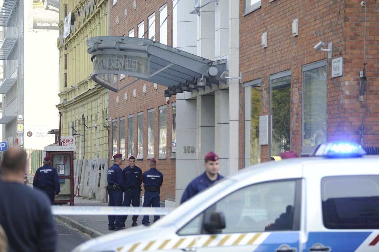 Vallatószobát és hazugságvizsgálót találtak a szcientológusoknál? - a 24.hu így értesült