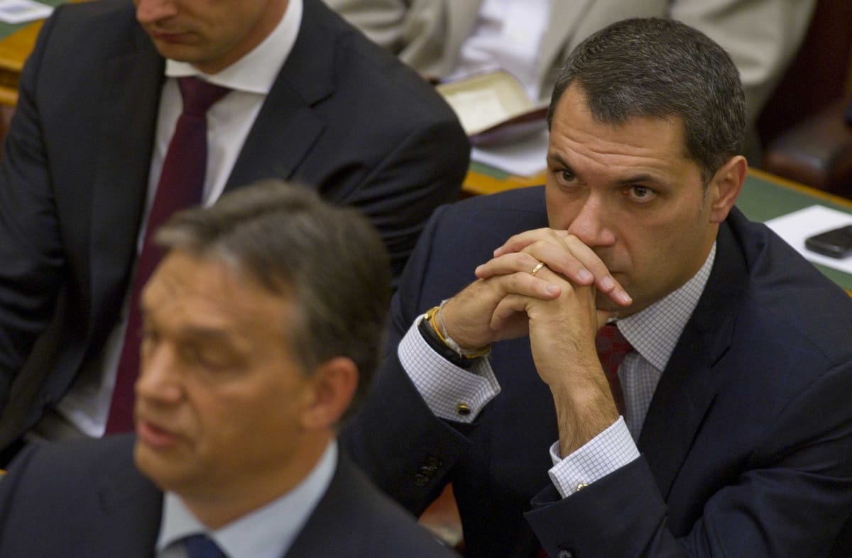 Lázár gátat szabna Orbán focis költekezésének
