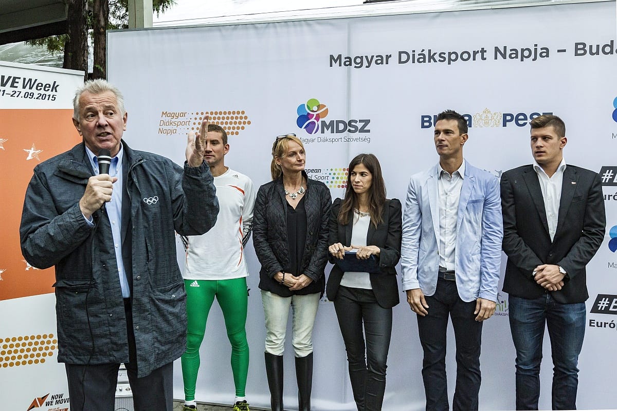 Az optimista Schmitt Pál  és a rögvalóság