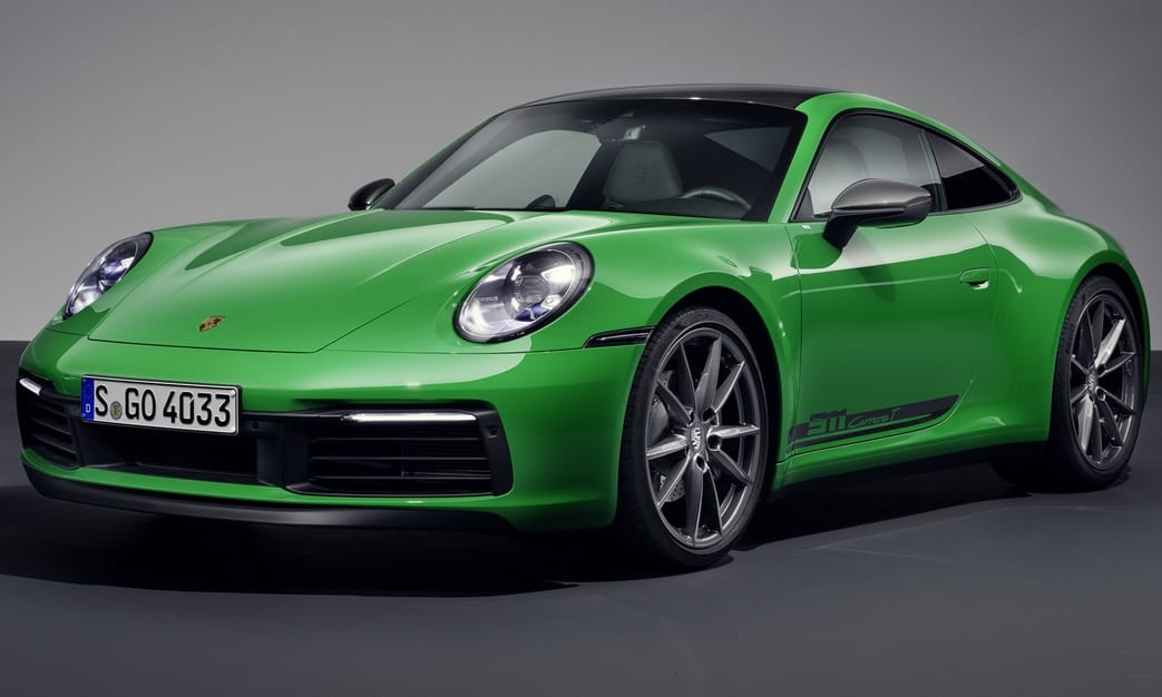 Itt az új Porsche 911 T, nem pont tanulóvezetőknek