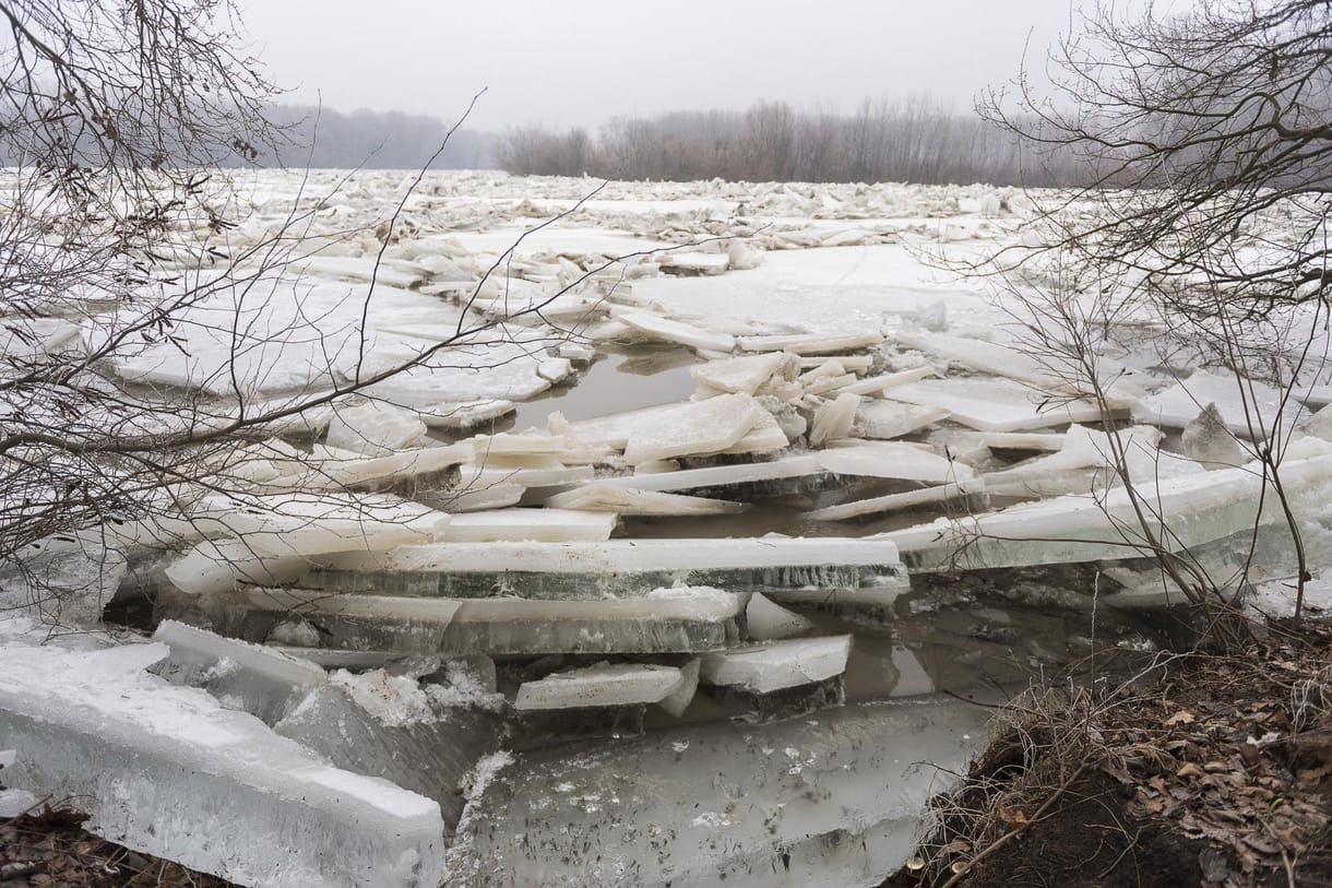 Jön a jég, a csónakokat el kellene vinni a Tisza-tótól