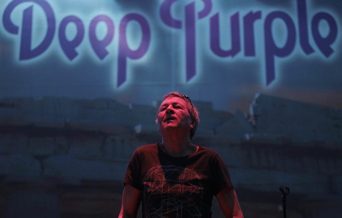 Jön a Deep Purple énekese