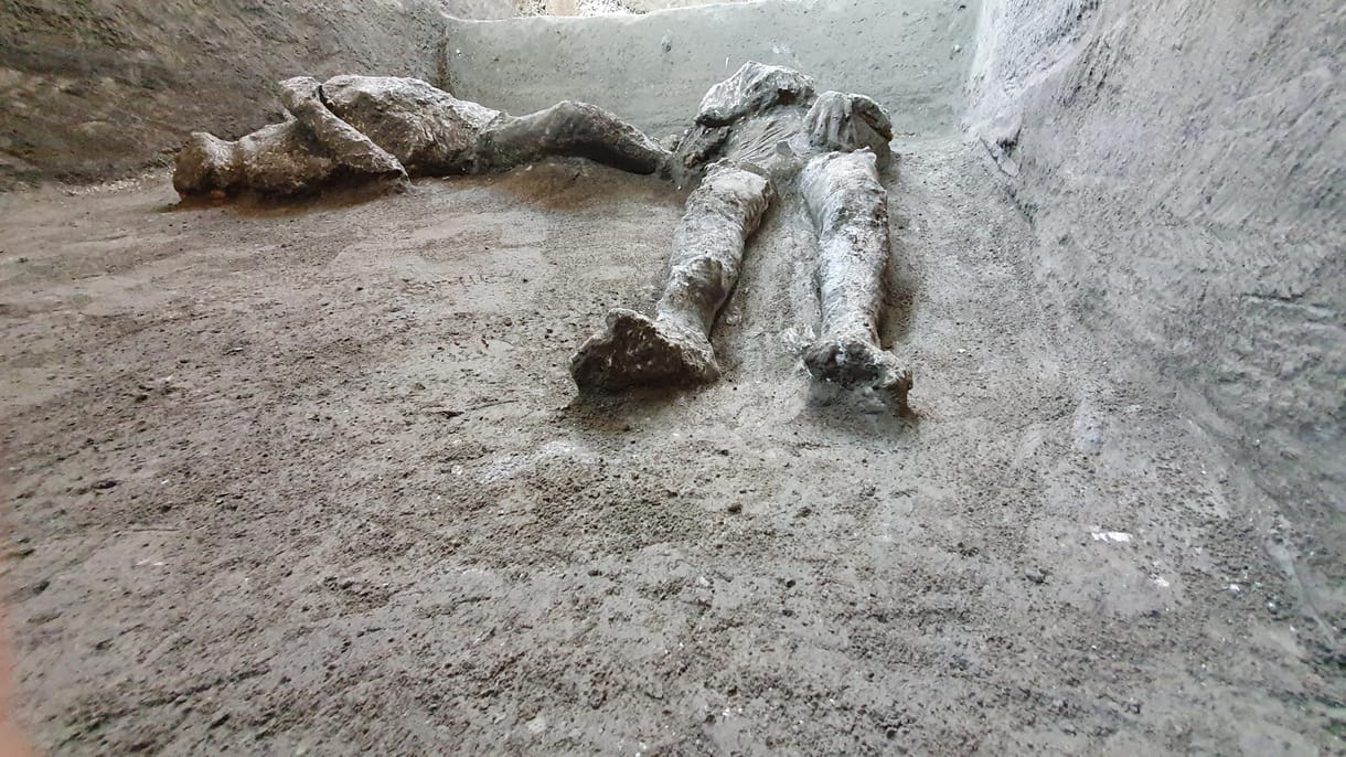Lenyűgöző lelet került elő az apokaliptikus Pompejiből: úr és szolgája testét rekonstruálták
