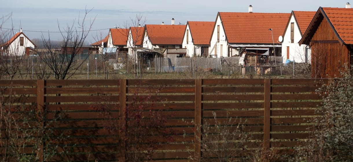 900 ezer családot fenyeget a kilakoltatás, és csak civil segítségben bízhatnak