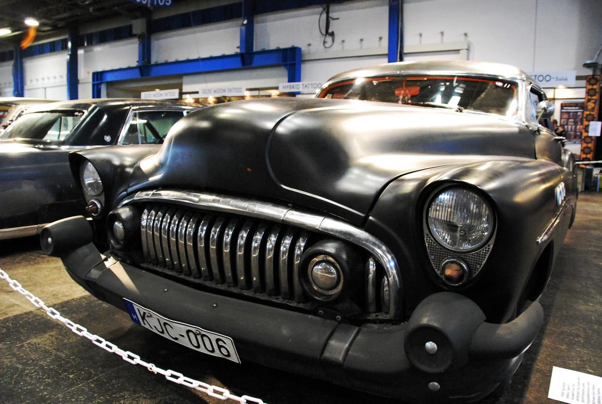 Izomautók, matyómotor és gymkhana a magyar tuning show-n