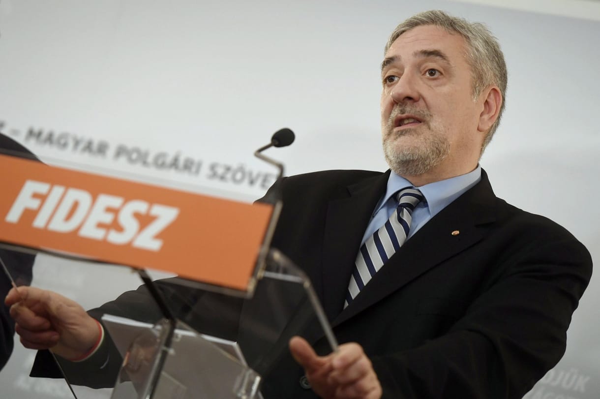 Halász János szerint Kósa Lajosnak nem kellett volna elszólnia magát a Pegasus kémprogramról