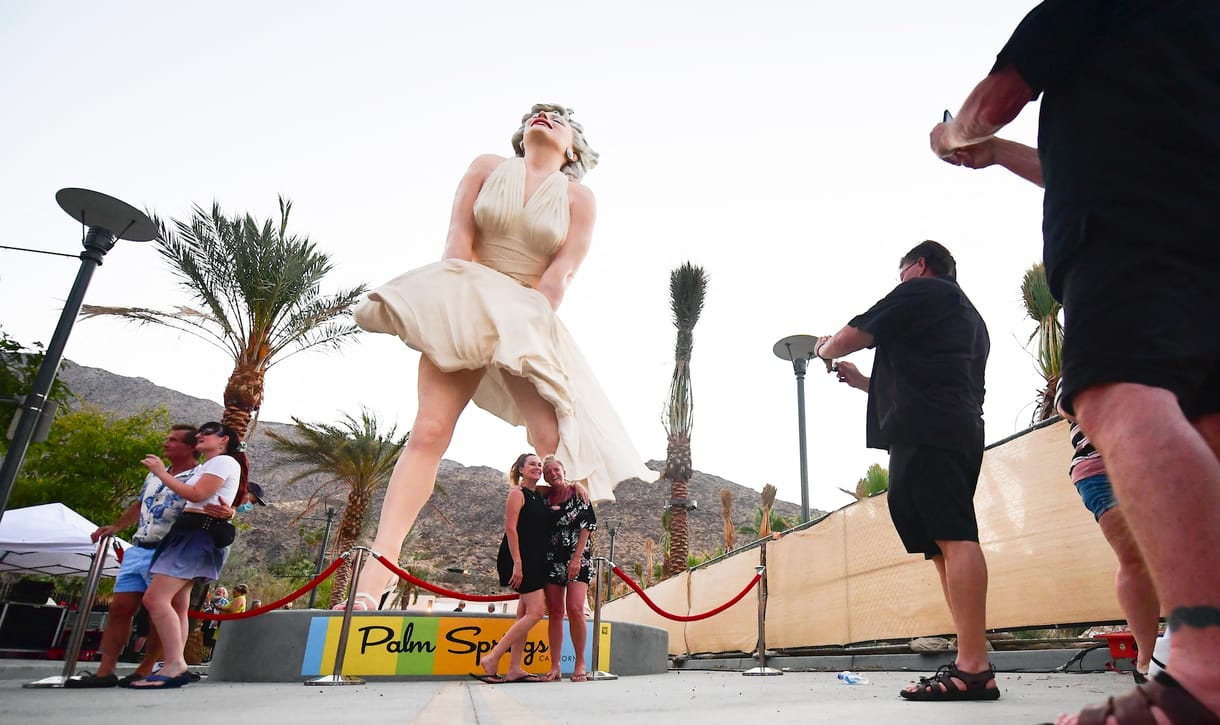 Túl szexi lett a Marilyn Monroe-szobor, mégis felállították Floridában