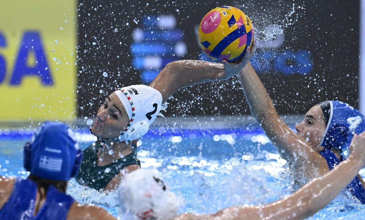 Ötméteresekkel vb-döntős a magyar női vízilabda-válogatott