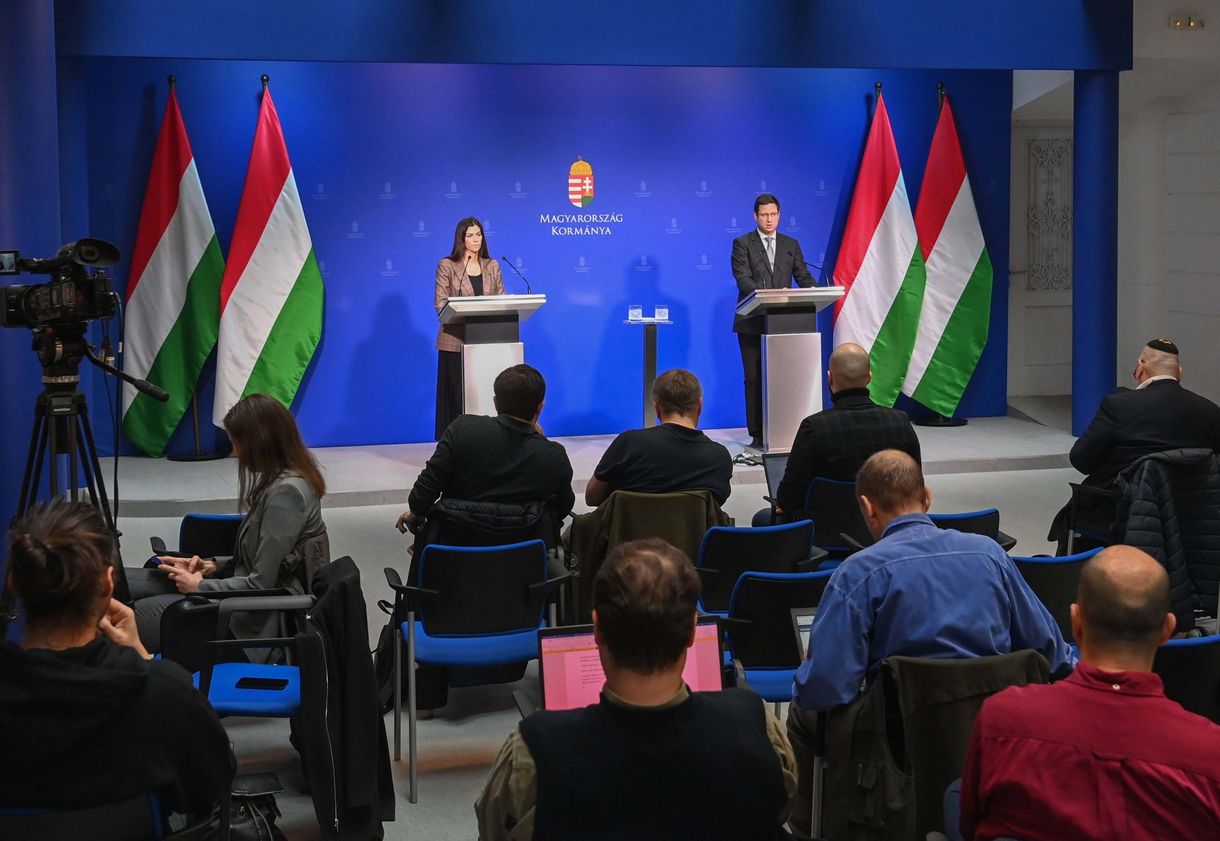 Gulyás szerint faji alapú bosszú az egyetemek Erasmusból való kizárása - ez volt a kormányinfó