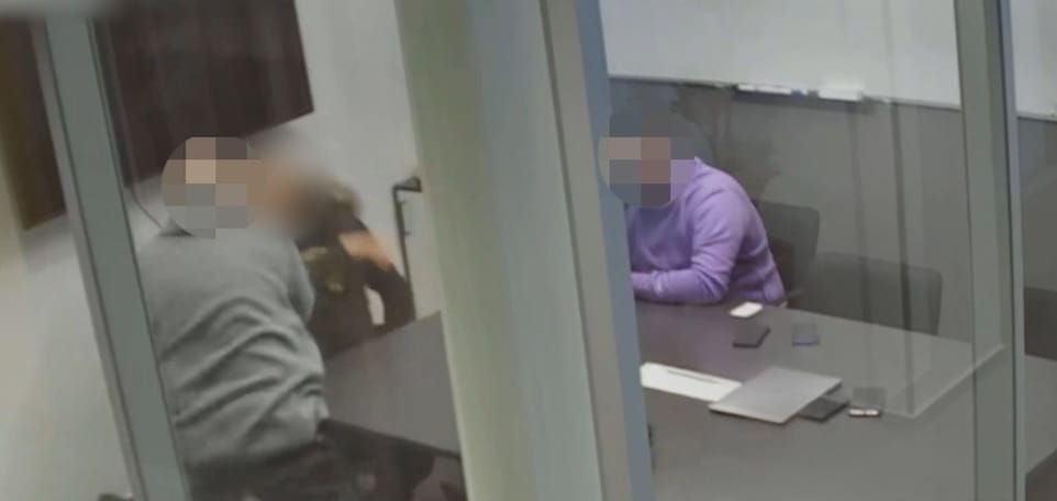 Elsült a keze a fenyegetőző behajtónak, vádat emeltek ellene