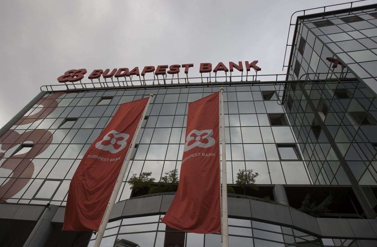 Túladhat az állam a Budapest Bankon, pár héten belül döntenek