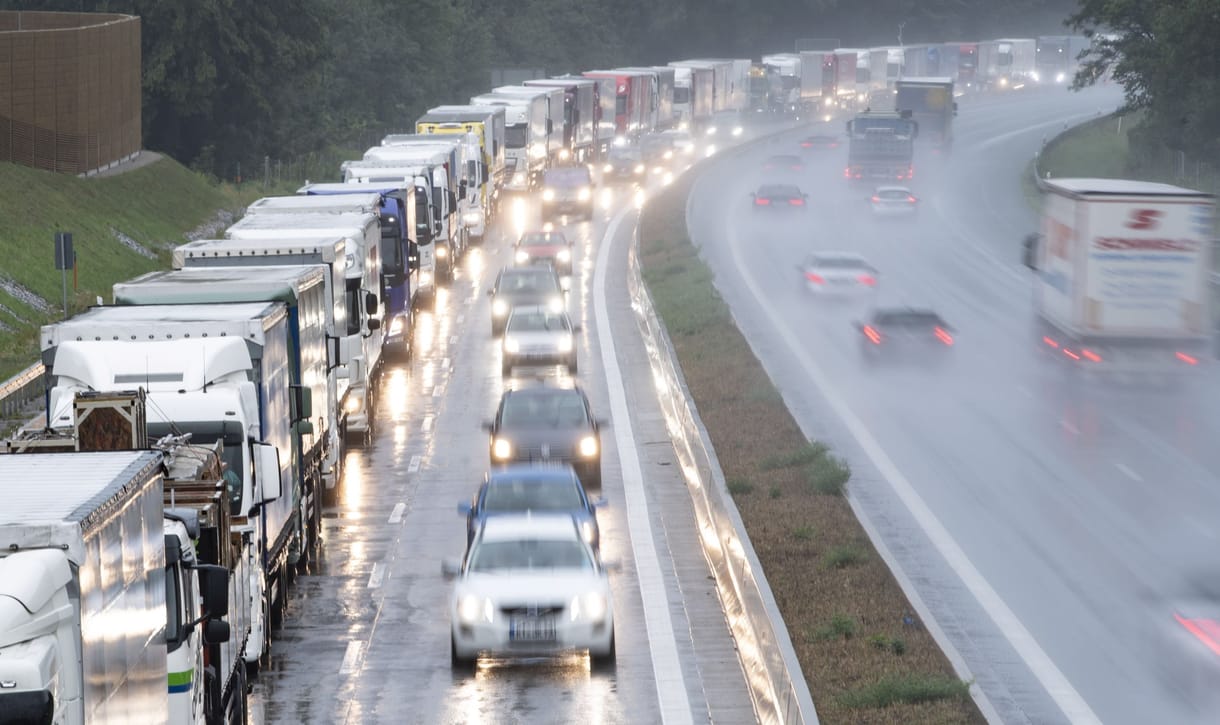Torlódás az M3-ason Gödöllőnél