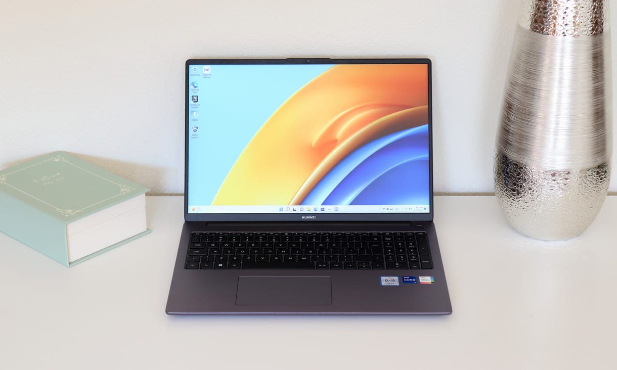 Nagy kijelző, gyors processzor, kis laptop – teszten a Huawei kicsiben nagy notebookja