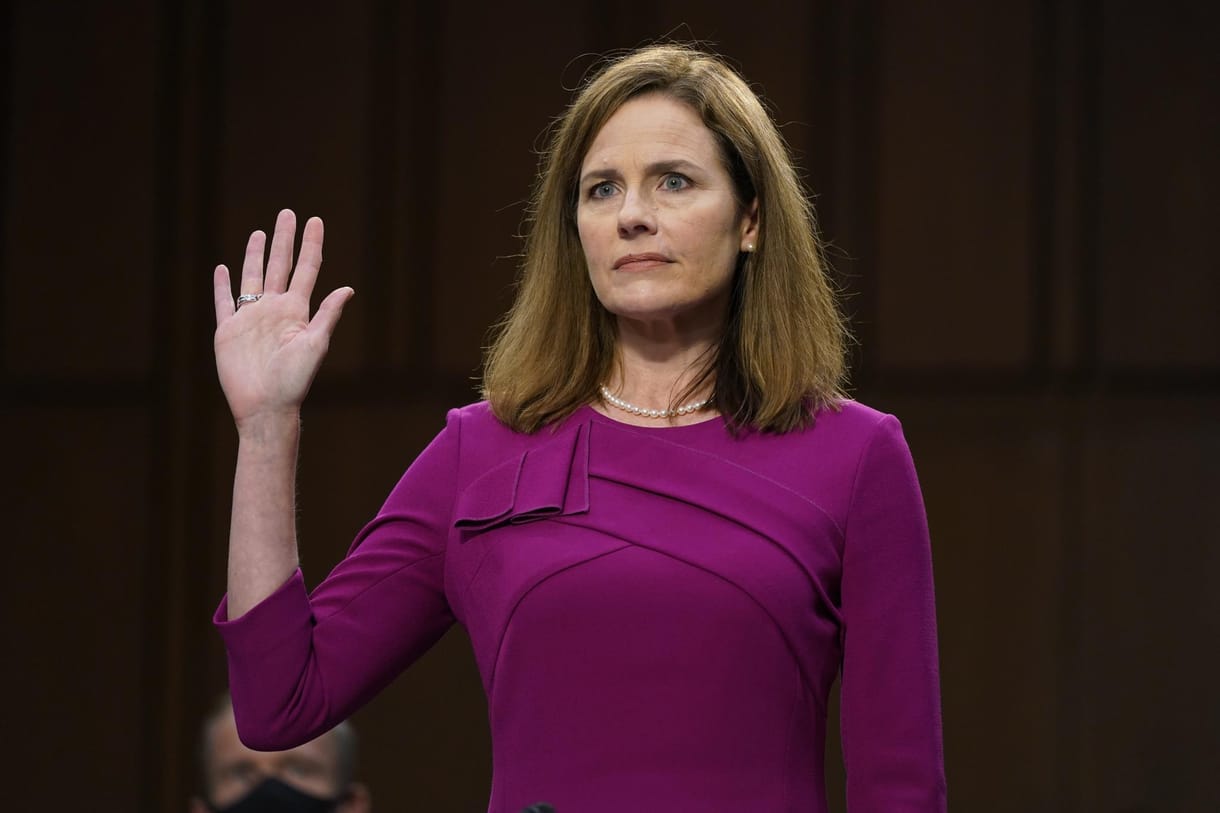 Az amerikai szenátus megszavazta Amy Coney Barrett alkotmánybíró jelöltségét