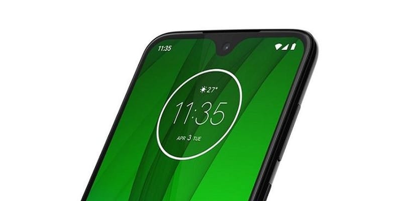 Újabb képek kerültek elő az elérhető árú, de meglepően jó specifikációjú telefonról